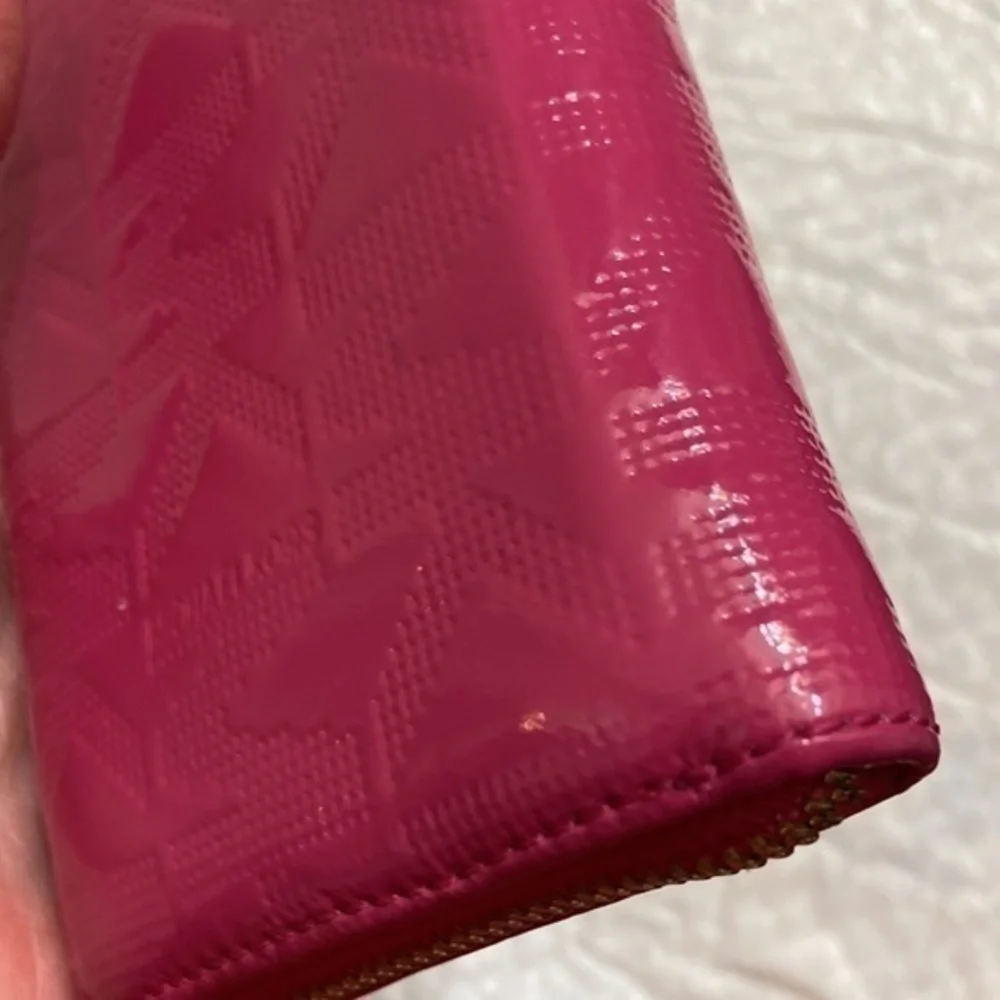 Michael kors pink mk patent leather wristlet wallet